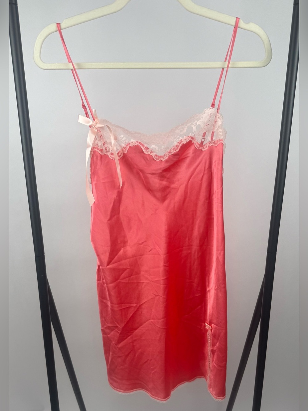 Victoria’s Secret Angels Pink Lace Satin Slip Dress Nightgown Sz M Vintage